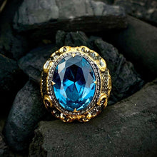 Görseli Galeri görüntüleyiciye yükleyin, Gold Plated Blue Topaz Mens Silver Ring
