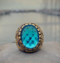 Görseli Galeri görüntüleyiciye yükleyin, Gold Plated Aquamarine Gemstone Silver Ring
