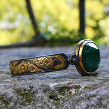 Görseli Galeri görüntüleyiciye yükleyin, Emerald Gemstone Sterling Silver Bracelet
