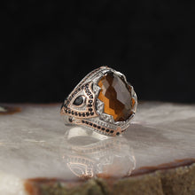 Görseli Galeri görüntüleyiciye yükleyin, Handmade Faceted Silver Zircon Ring
