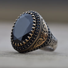 Görseli Galeri görüntüleyiciye yükleyin, Handmade Black Zircon Silver Ring
