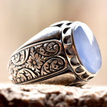 Görseli Galeri görüntüleyiciye yükleyin, Handmade Blue Agate Engraved Ring
