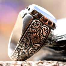 Görseli Galeri görüntüleyiciye yükleyin, Handmade Blue Agate Engraved Ring
