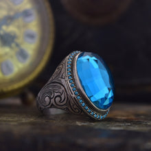 Görseli Galeri görüntüleyiciye yükleyin, Faceted Blue Zircon Silver Ring
