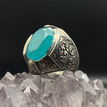 Görseli Galeri görüntüleyiciye yükleyin, Engraved Blue Paraiba Tourmaline Silver Ring
