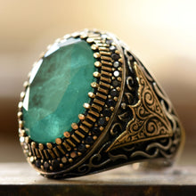 Görseli Galeri görüntüleyiciye yükleyin, Green Paraiba Tourmaline Silver Ring
