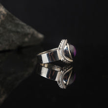 Görseli Galeri görüntüleyiciye yükleyin, Handmade Purple Zircon Silver Ring
