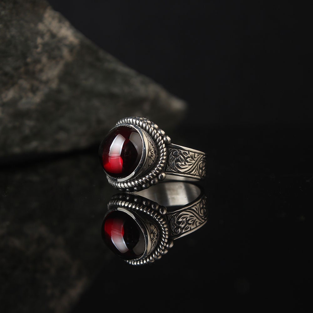 Engraved Red Zircon Silver Ring