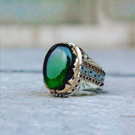 Natural Green Amber Traditional Silver Ring