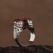 Görseli Galeri görüntüleyiciye yükleyin, Round Engraved Red Amber Silver Ring
