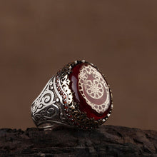 Görseli Galeri görüntüleyiciye yükleyin, Round Engraved Red Amber Silver Ring
