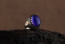 Görseli Galeri görüntüleyiciye yükleyin, Mens Navy Blue Amber Silver Ring
