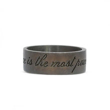 Görseli Galeri görüntüleyiciye yükleyin, Motto Band Engagement Ring Silver
