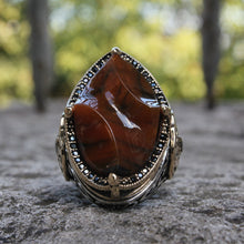 Görseli Galeri görüntüleyiciye yükleyin, Orange Amber Gemstone Silver Ring
