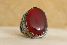 Görseli Galeri görüntüleyiciye yükleyin, Red Amber Sterling Silver Ring Men
