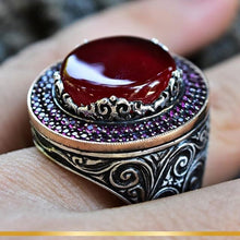 Görseli Galeri görüntüleyiciye yükleyin, Red Amber Stone Silver Ring
