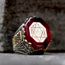 Görseli Galeri görüntüleyiciye yükleyin, Seal of Solomon Red Amber Ring
