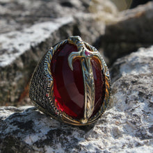 Görseli Galeri görüntüleyiciye yükleyin, Sword Red Zircon Silver Ring
