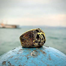 Görseli Galeri görüntüleyiciye yükleyin, Unique Double Headed Eagle Silver Ring
