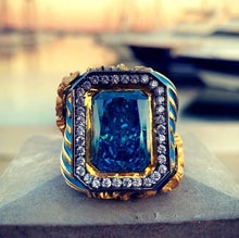 Görseli Galeri görüntüleyiciye yükleyin, Baroque Aquamarine Gemstone Silver Ring
