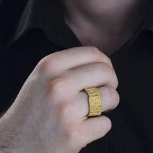 Görseli Galeri görüntüleyiciye yükleyin, Handmade Unisex Gold Colored Engagement Ring
