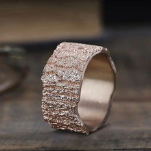 Görseli Galeri görüntüleyiciye yükleyin, Handmade Unisex Rose Gold Colored Engagement Ring
