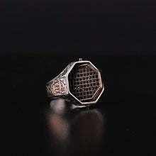 Görseli Galeri görüntüleyiciye yükleyin, Black Zircon Silver Ring With Multistones
