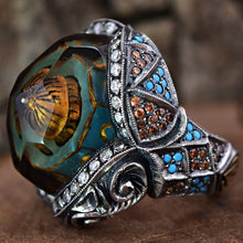 Görseli Galeri görüntüleyiciye yükleyin, Elegant Hand Carved Multistone Silver Ring
