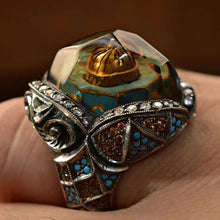 Görseli Galeri görüntüleyiciye yükleyin, Elegant Hand Carved Multistone Silver Ring
