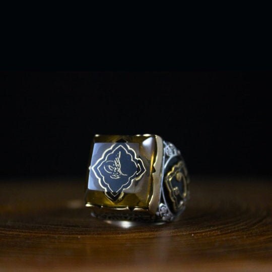 Tughra Graved Yellow Amber Silver Ring