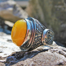 Görseli Galeri görüntüleyiciye yükleyin, Yellow Amber Stone Ring
