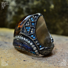 Görseli Galeri görüntüleyiciye yükleyin, Stunning Carved Gemstone Ring Men
