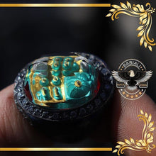 Görseli Galeri görüntüleyiciye yükleyin, Unique Gemstone Handcarved Ring
