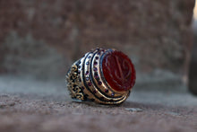 Görseli Galeri görüntüleyiciye yükleyin, Red Amber Calligraphy Silver Ring
