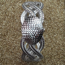 Görseli Galeri görüntüleyiciye yükleyin, Handmade Silver Braid Bracelet for Women
