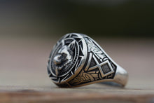 Görseli Galeri görüntüleyiciye yükleyin, Handmade Silver Wolf Ring
