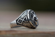 Görseli Galeri görüntüleyiciye yükleyin, Handmade Silver Wolf Ring
