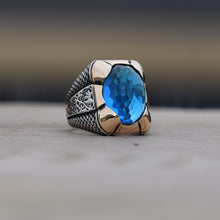 Görseli Galeri görüntüleyiciye yükleyin, Simple Large Blue Zircon Silver Ring
