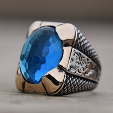 Görseli Galeri görüntüleyiciye yükleyin, Simple Large Blue Zircon Silver Ring
