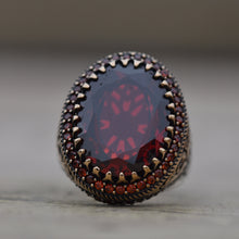 Görseli Galeri görüntüleyiciye yükleyin, Stylish Red Zircon Ring Men
