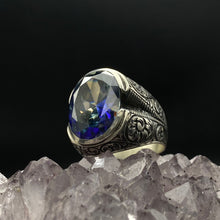 Görseli Galeri görüntüleyiciye yükleyin, Engraved Blue Zircon Silver Ring for Him
