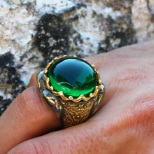 Görseli Galeri görüntüleyiciye yükleyin, Gold Plated Green Amber Silver Ring
