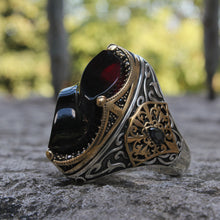 Görseli Galeri görüntüleyiciye yükleyin, Red Gemstone Silver Ring
