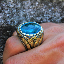 Görseli Galeri görüntüleyiciye yükleyin, Gold Plated Blue Zircon Ring For Men
