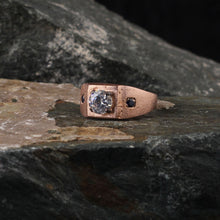 Görseli Galeri görüntüleyiciye yükleyin, Rose Gold Diamond Ring
