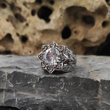 Görseli Galeri görüntüleyiciye yükleyin, Zircon Stone Sterling Silver Ring
