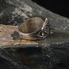 Görseli Galeri görüntüleyiciye yükleyin, Hand Engraved Sterling Silver Ring
