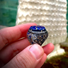 Görseli Galeri görüntüleyiciye yükleyin, Unique Lapis Lazuli Ring
