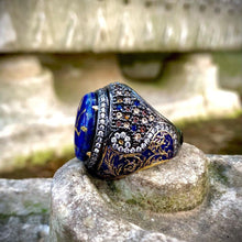 Görseli Galeri görüntüleyiciye yükleyin, Unique Lapis Lazuli Ring
