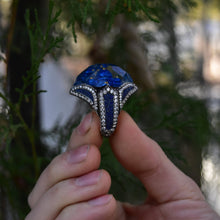 Görseli Galeri görüntüleyiciye yükleyin, Handcarved Dome Quartz Gemstone Ring
